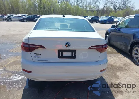 3VWCB7BUXLM041444